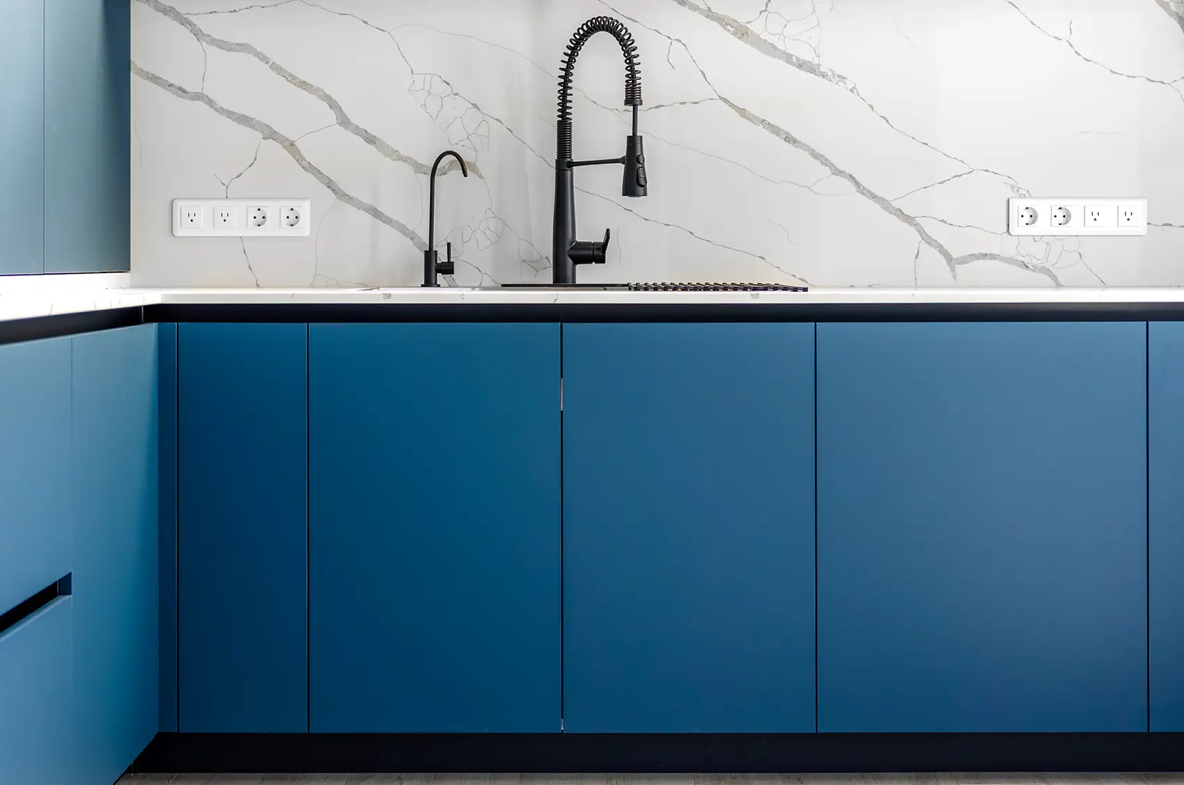 background-instalator-brasov-non-stop-02